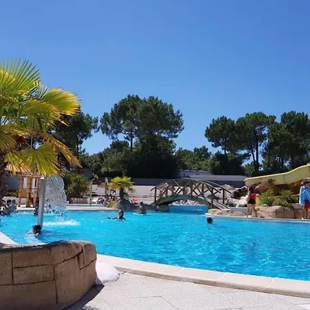 Mobilhome 6p 3 Ch 2 Sdb Jean De Monts Saint-Jean-de-Monts