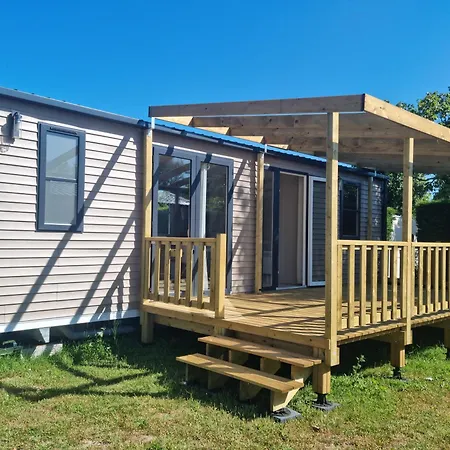 Camping Mobilhome 8p 3 Ch 2 Sdb Jean De Monts