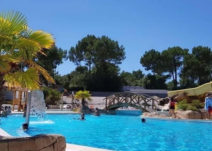 Mobilhome 6p 3 Ch 2 Sdb Jean De Monts Saint-Jean-de-Monts