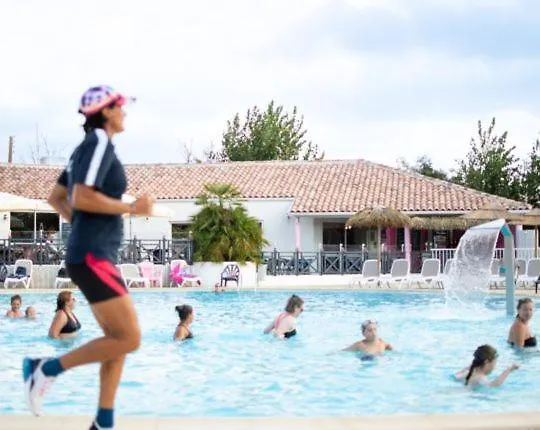 Mobilhome 6p 3 Ch 2 Sdb Jean De Monts