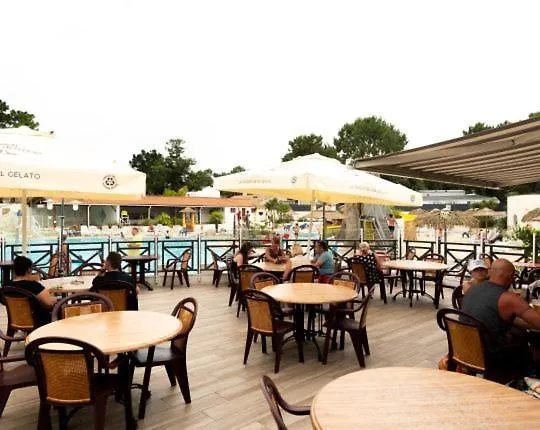 Kemping Mobilhome 6p 3 Ch 2 Sdb Jean De Monts Saint-Jean-de-Monts